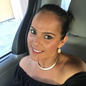 Meet your Posher, Analicia